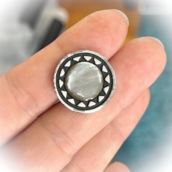 💕Beautiful Vintage Swank Cufflinks Genuine Mother of Pearl💕 - Picture 6 of 6